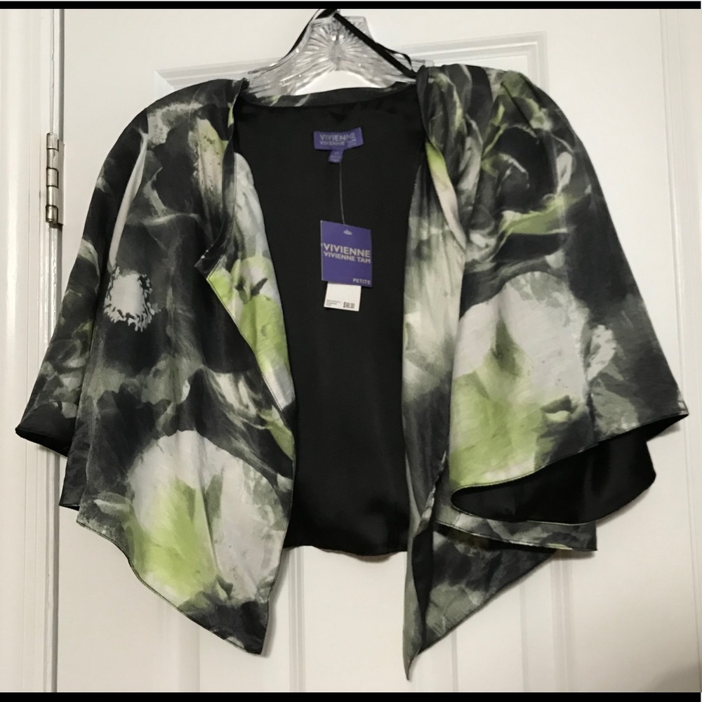 NWT $98 Vivienne Tam Petite Boudoir Cape